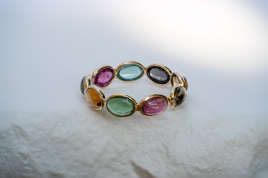 Multicolor Turmalin Eternity Ring aus Gold